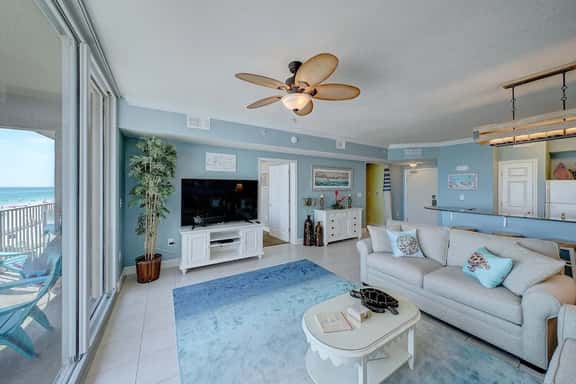 Tidewater 212 - Image 1